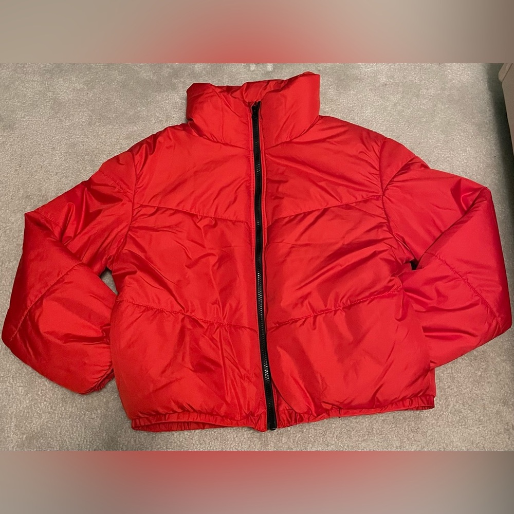 Red cropped puffer jacket